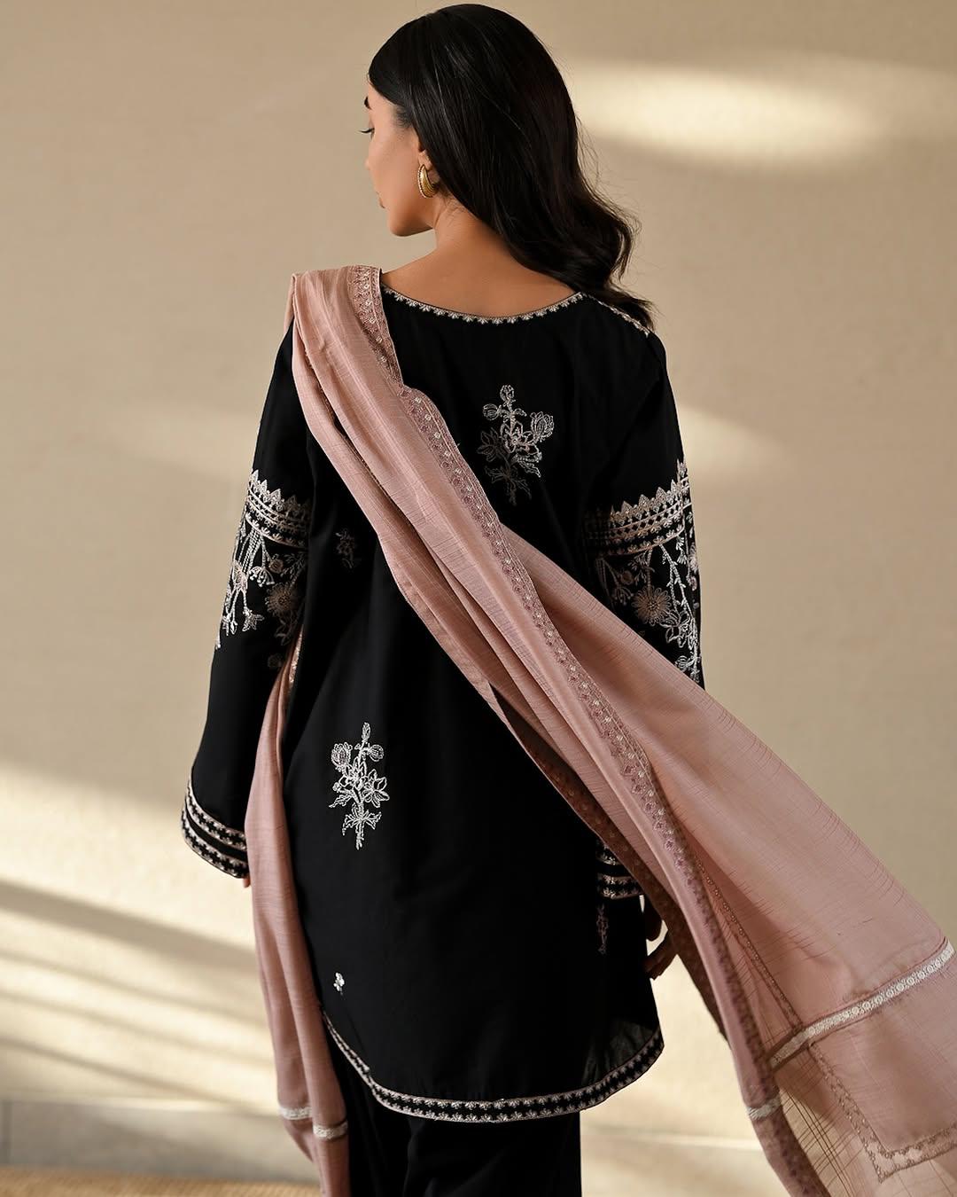 EID SPECIAL ZAIB LAWN LUXURY  CO-ORD SET WITH FARSHI