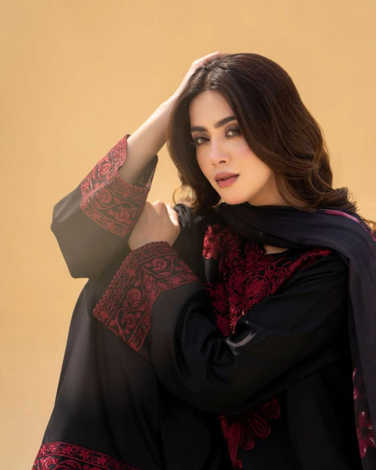 ZAROON LAWN 3PC ( FARSHI SHALWAR )