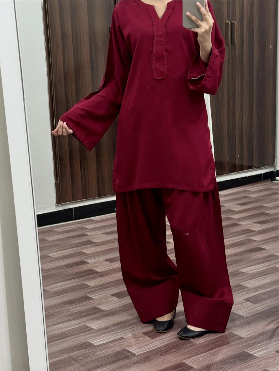 MEHROON SET ( FARSHI SHALWAR )