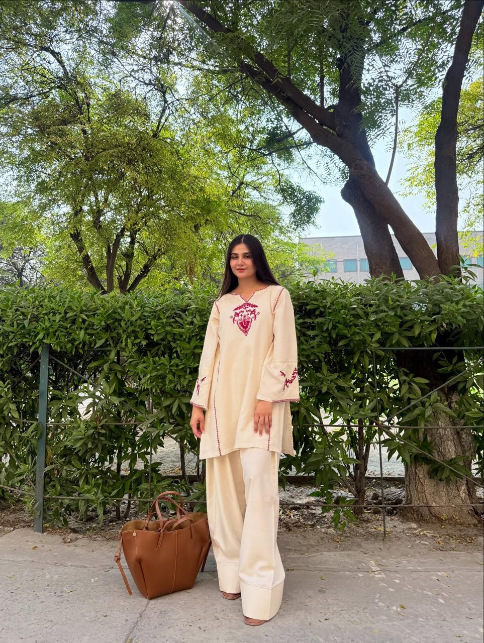 LOQAB SET(FARSHI SHALWAR )
