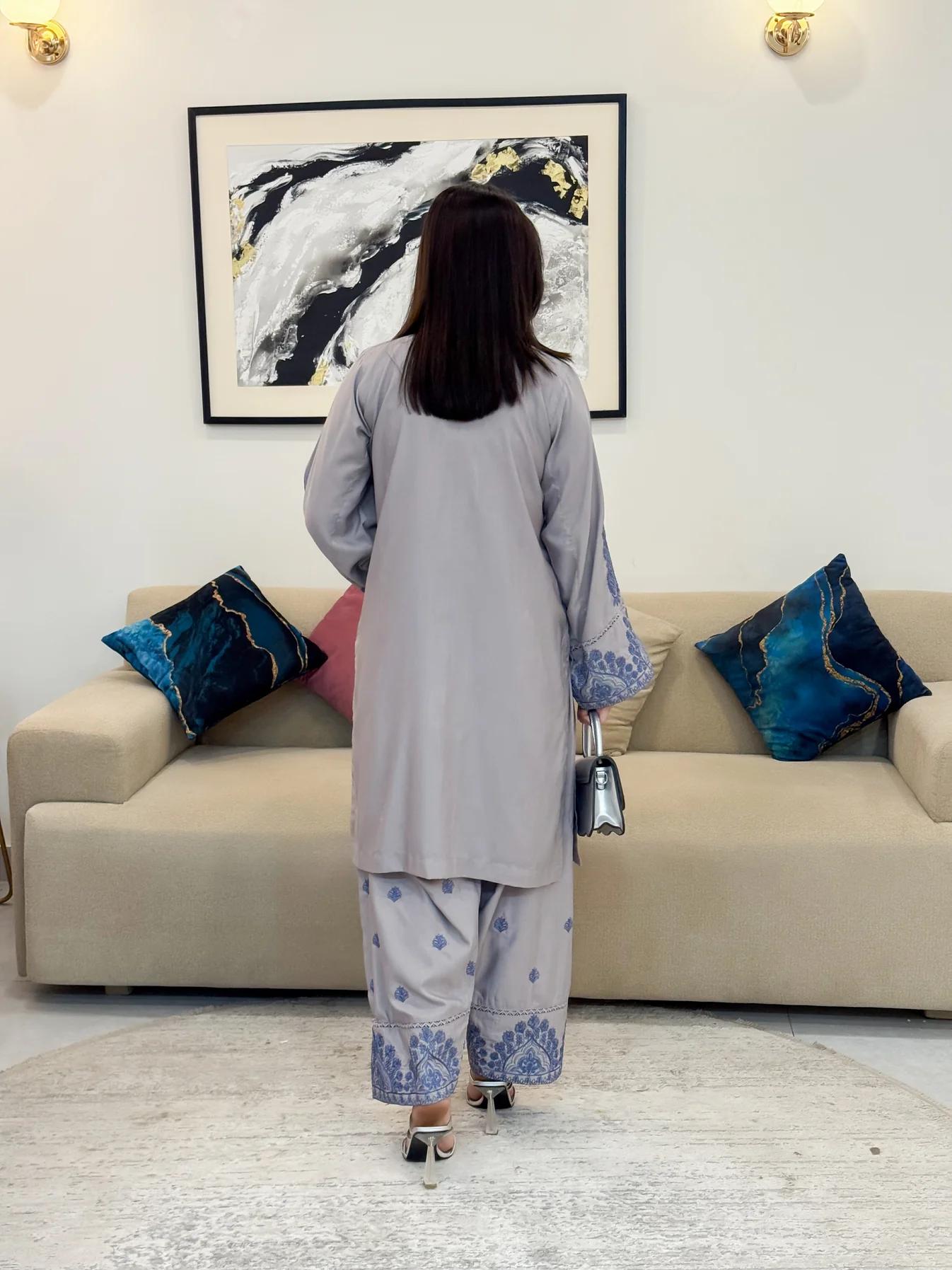 ALIYA EMB SET ( FARSHI SHALWAR )