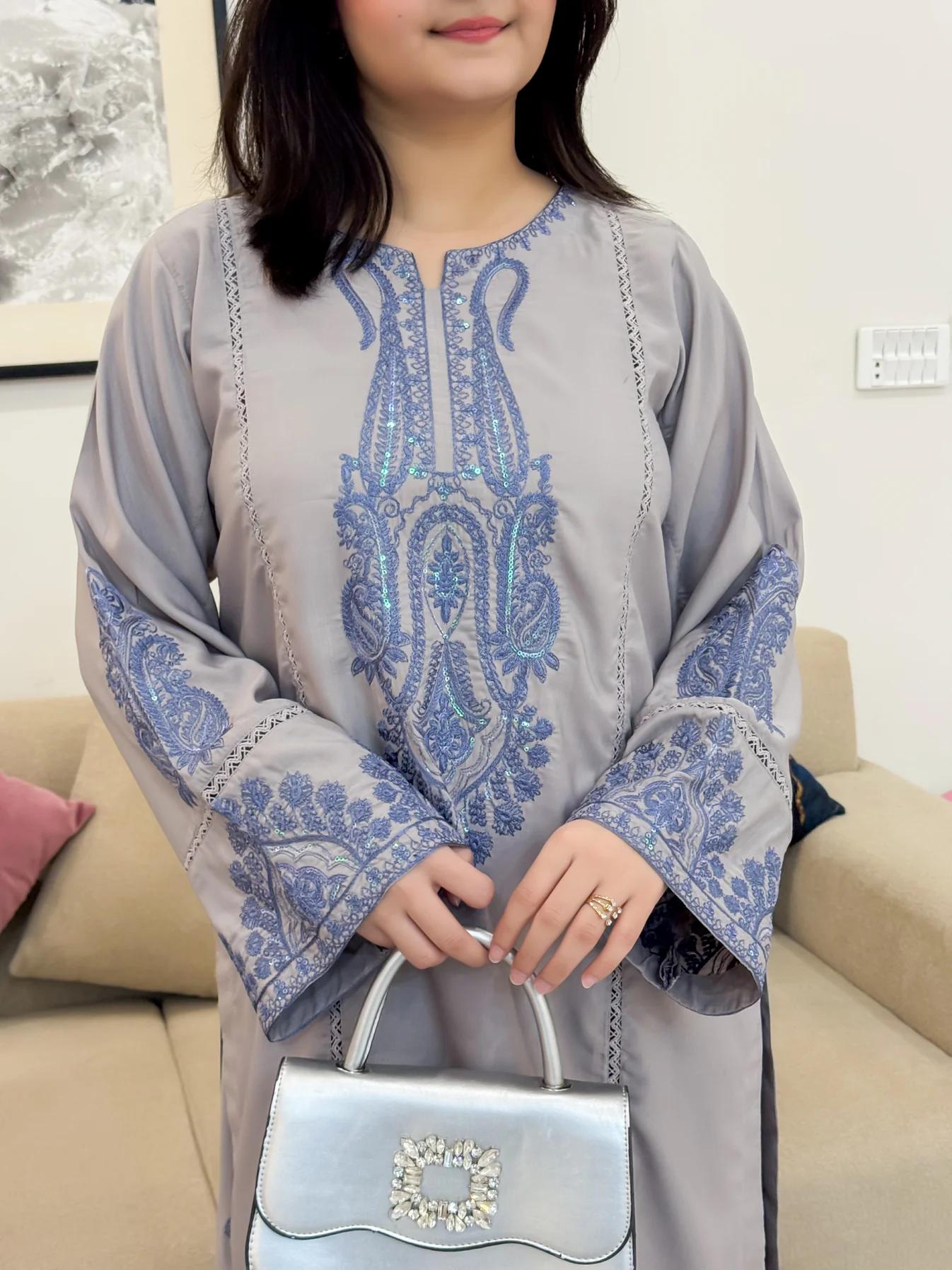 ALIYA EMB SET ( FARSHI SHALWAR )