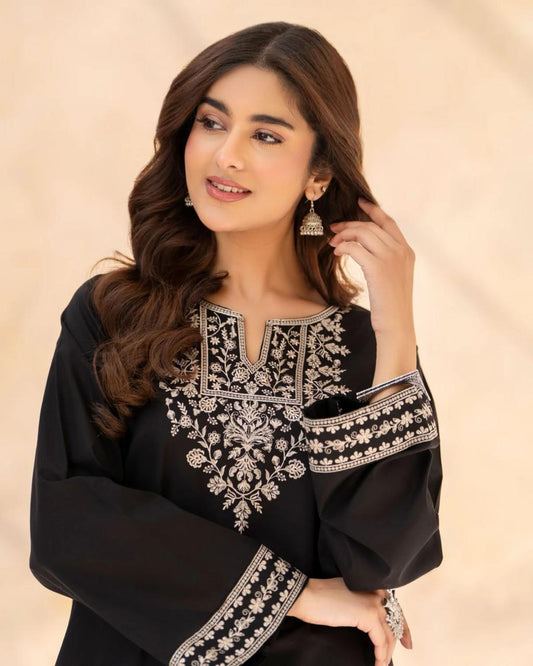 BLACK SAJAL SET ( FARSHI SHALWAR )