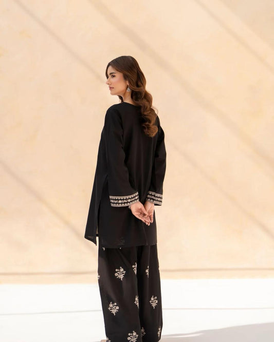 BLACK SAJAL SET ( FARSHI SHALWAR )